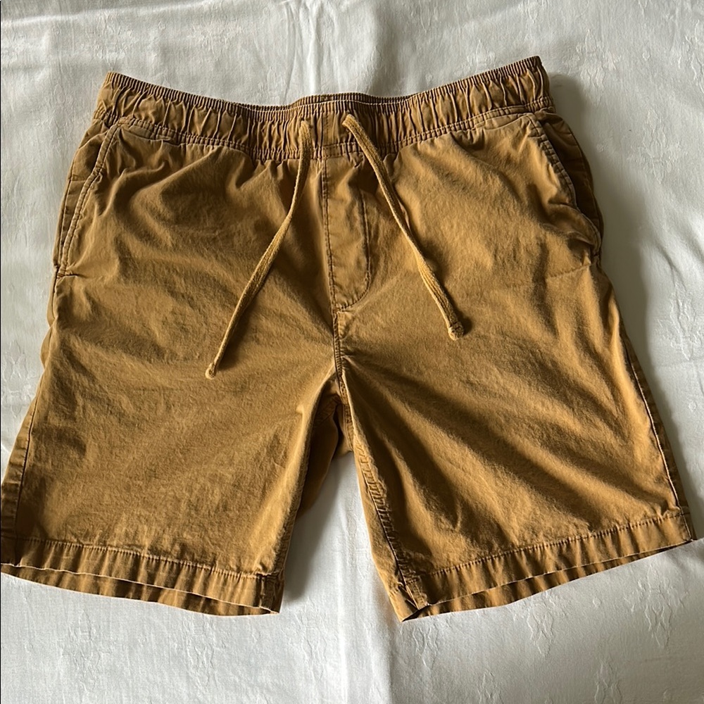 Banana Republic Men's Tan 8.5 Inch Deck Shorts Size M